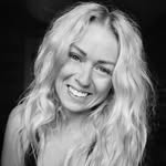 Sarah Michelle Wyer - @photographybysarah.michelle - Instagram