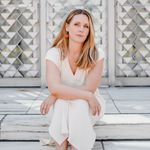 Sarah Abend - @sarahoneofmany - Instagram