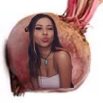 Sarah Baska but shes a beet - @sarahbeetska - Instagram