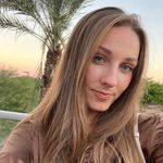 Sarah Bixby - @sawag_bix - Instagram
