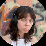 Sarah Bledsoe - @imtheheadmistress - Instagram