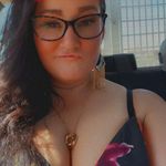 Sarah Bowering - @sezzy0355 - Instagram