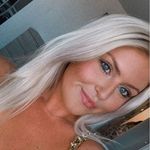 @sarahbracey3 - Instagram