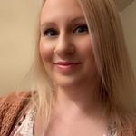 Sarah M Bublitz - @mostamazingnails - Instagram