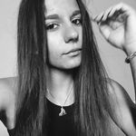 Sara Casella - @casella2002 - Instagram