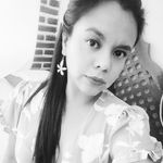 Sarah Caster - @miss8cats - Instagram