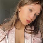 Sarah Catalán ☪︎ - @im__saris - Instagram