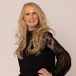 Sarah Collins - @collo27 - Instagram