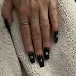 @sarahcorenails - Instagram