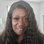 Sarah Corum Slaughter - @mzleosmom - Instagram