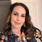 Sarah Cullimore - @beavareno - Instagram