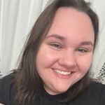 Sarah Denis - @sarahra98 - Instagram
