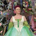 Sarah Doody - @vibrantboldbeauty - Instagram