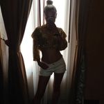 Sarah Dray Entertainment - @love.les.tartes - Instagram