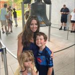 Sarah Enright - @sarahneasa - Instagram