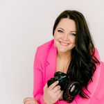 Wedding and Portrait Photographer - @saraheubanksphoto - Instagram