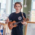 Sarah Farren (Saz) - @ukulele.saz - Instagram