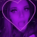 Sarah Feaster - @sadie_420smoker - Instagram