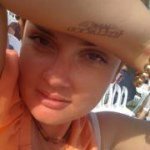 Sarah Feathers - @feathersoz - Instagram