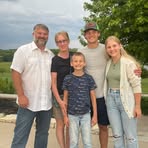 Sarah Feldkamp - Facebook