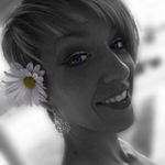 Sarah Fogle - @saraannefogle - Instagram