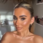 @sarahgreavess - Instagram