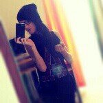 make the blue Button green (; - @sarah_griffey2000 - Instagram