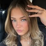 Sara Kahn - Facebook