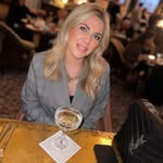 Sarah Kimberley Kahn - @sarahxkimberley - Instagram