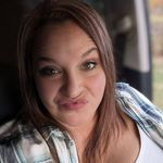 Sarah Kinard - @sarah_b_85 - Instagram