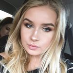 @sarahlayson - Instagram