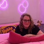 Sarah Jayne Leech - @nevertrustthebutterfly - Instagram