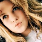 Sarah Liles - @sarah_private22 - Instagram