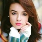Sarah Locklear - @foxy_lady33 - Instagram