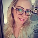 Sarah May Lofthouse - @sarahmay.loveatfirstcoat - Instagram