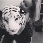 Sarah Low - @sareslow - Instagram
