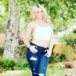 @sarah_lyda2467 - Instagram