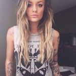 Sarah Macbeth - @sarahhluv - Instagram