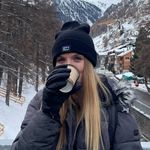 Sarah Maxson - @sarahmax73 - Instagram