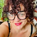 Sarah McSweeney - @the.cloth.doctor - Instagram