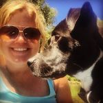 Sarah Moffitt - @jaxnsarah.onwalkabout - Instagram