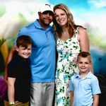 Sarah Muncy - @s_muncy73 - Instagram