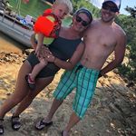 Sarah Muncy - @sarahmuncy - Instagram