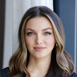 Parker | Hair & Makeup Artist - @sarahparkerbeauty - Instagram