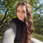 Sarah Harris - @sarahpiatt9 - Instagram