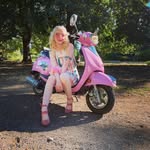 Sarah Pippin - @pippisaur - Instagram