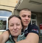 Sarah Plank - Facebook
