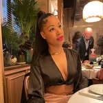 Sarahpointblank - @sarahpointblank - Instagram