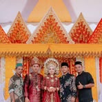 Sarah Raja - Facebook