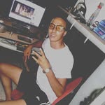 @sar_ahrayes - Instagram